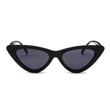 Brezplačna Dostava za Ženske Vintage sončna Očala Cat Eye Glasses Dame Retro Majhen Ženski Srčkan Trending Očala UV Lak Oculos De Sol